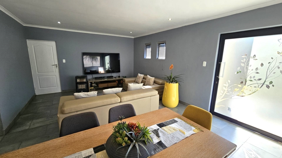 3 Bedroom Property for Sale in Melodie North West